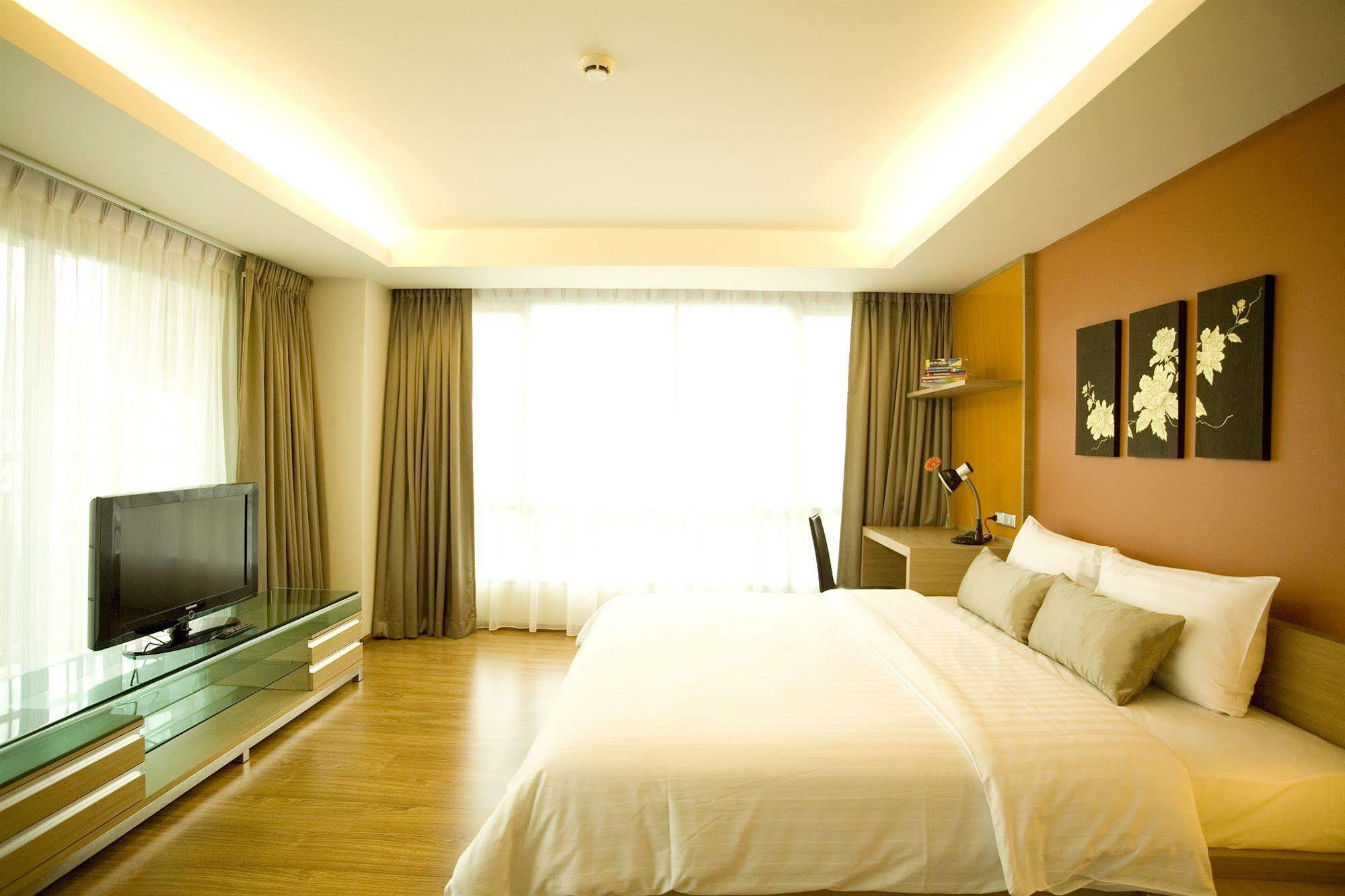 Golden Pearl Hotel Bangkok Eksteriør billede